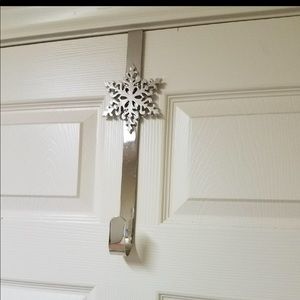 *NEW* Snowflake Holiday Wreath NWOT